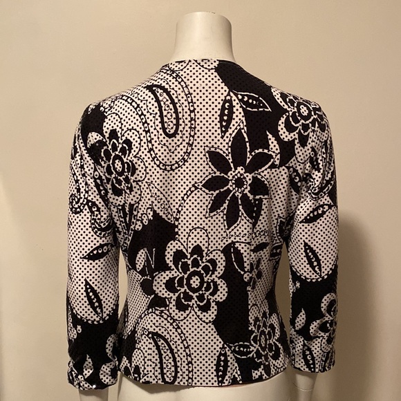 NeuVa Blazer PP 18” Poly 90% Spandex10% Sparkly so do not Dryclean - Picture 3 of 8